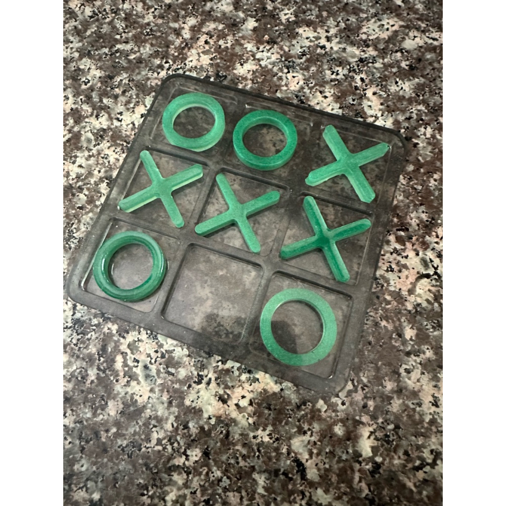Unisex Unbranded Tic-Tac-Toe Game One Size Green & Gray